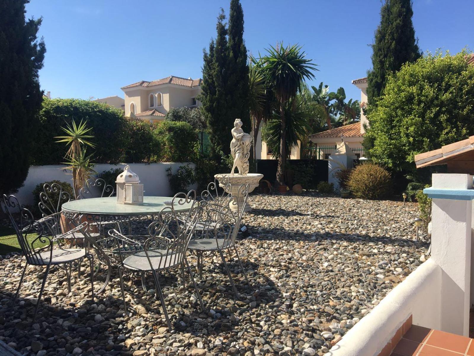 Alahurin Golf Villa
